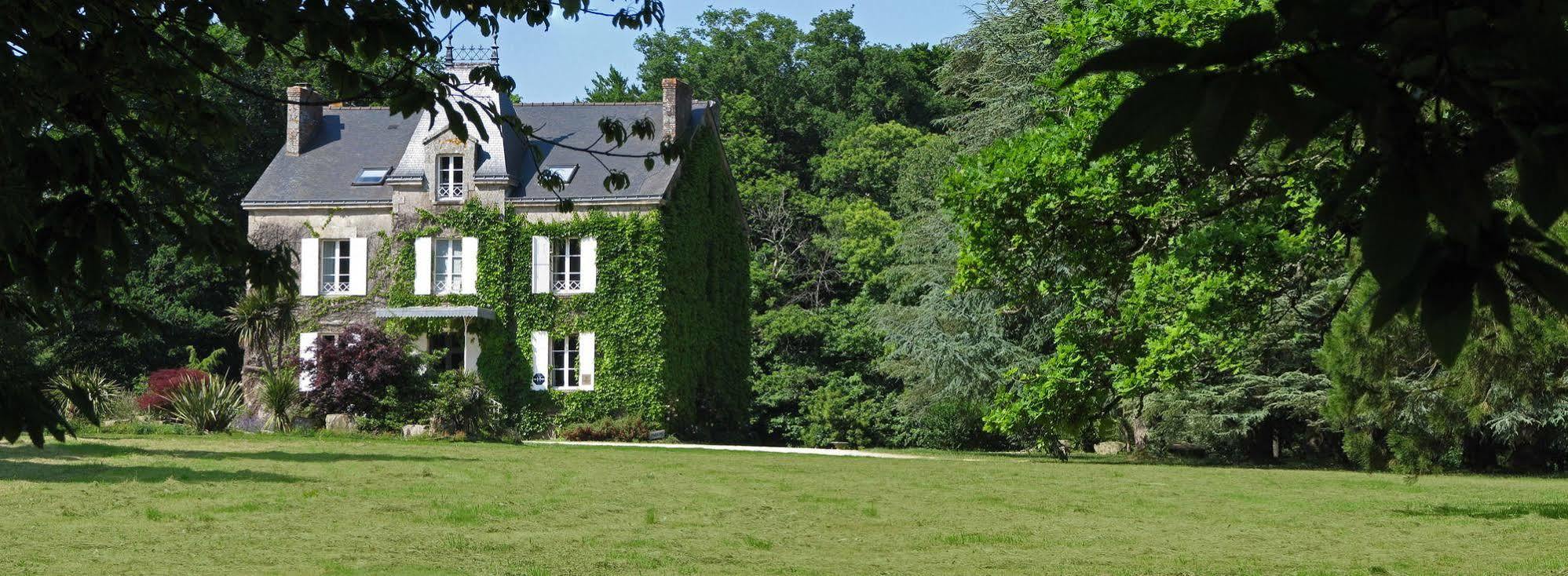 Domaine De Bodeuc Hotel Nivillac Exterior photo
